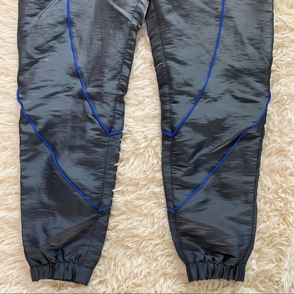 Revolve Jordan NWT Sisterhood Flight Suit in Black & Hyper Royal XS Standard Fit - Picture 8 of 16